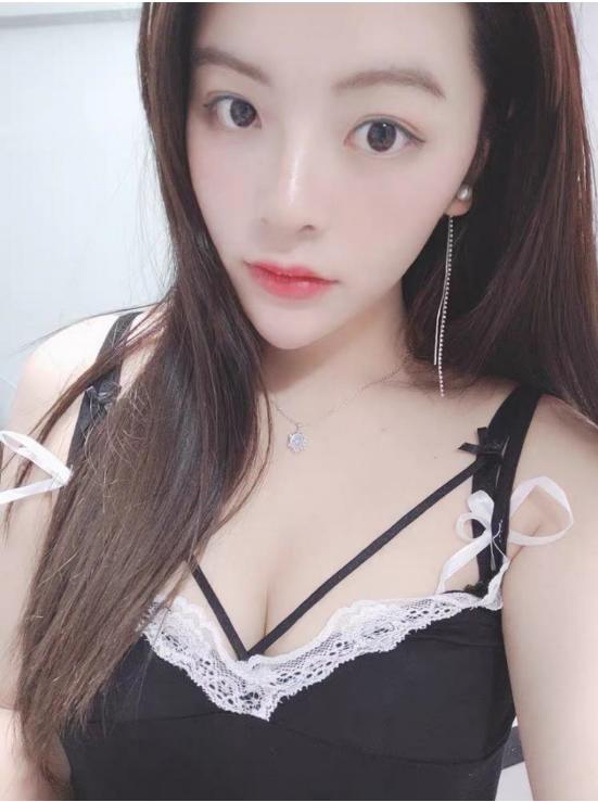 石家庄身材很好的丝袜小骚货,年轻漂亮