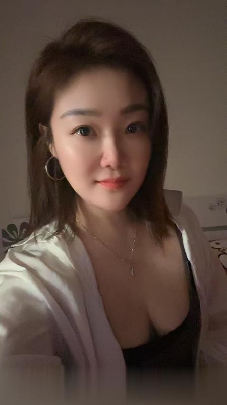 南京建邺小懒猫御姐范，人好很随和