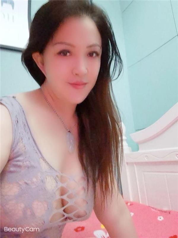 上海黄浦区性价比高,出了名服务好的少妇