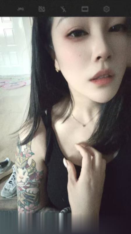 青岛市北符文少妇妹子身材不错,长的还行,B挺紧、水多...