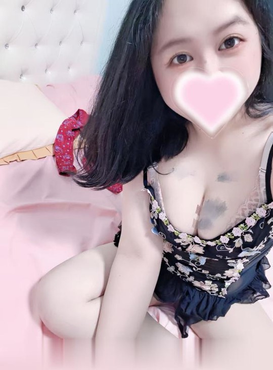 上海闵行圆润爱笑的小姐姐