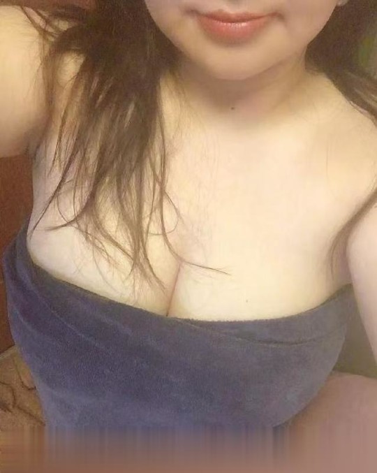 苏州园区巨乳川妹