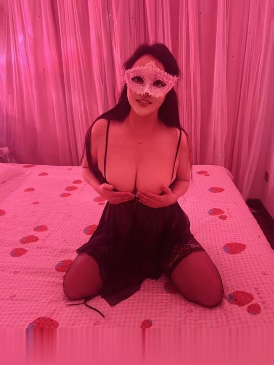 武汉武昌杨家湾骚少妇