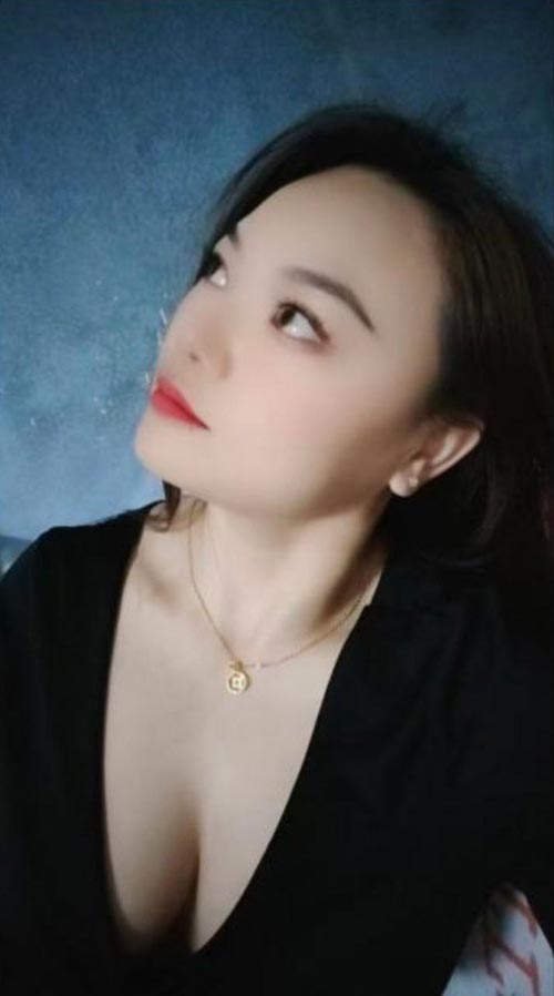 北京成寿寺36D大胸风骚小少妇,丰满紧致服务好,安全可靠