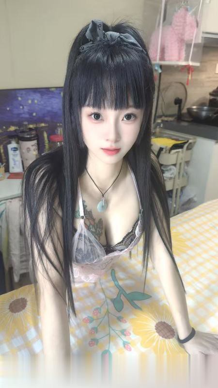 广州双飞盼盼姐妹花