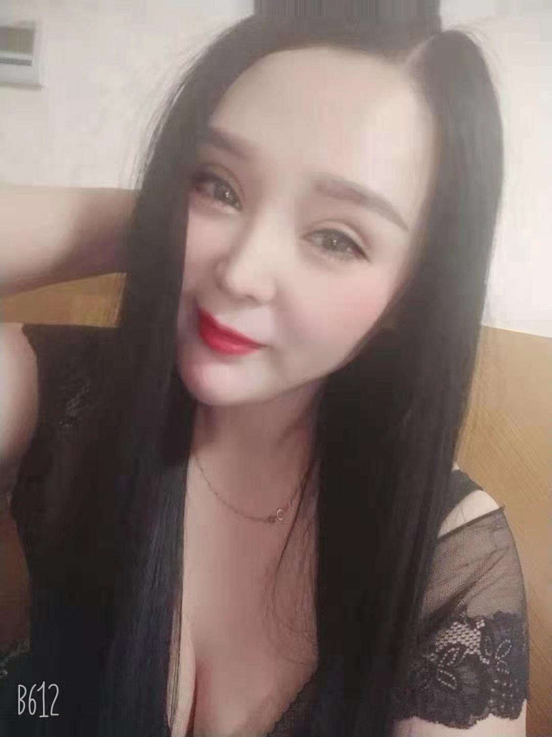 东城区 170高个儿猛女下海了,欧版身材超有战斗力,一般...