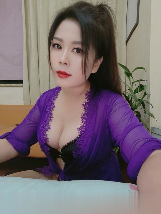 金华大奶少妇..