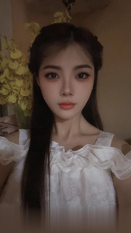 成都颜值服务梦梦嫩妹