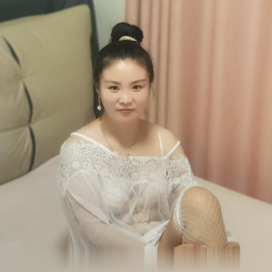 郑州清纯小妹..