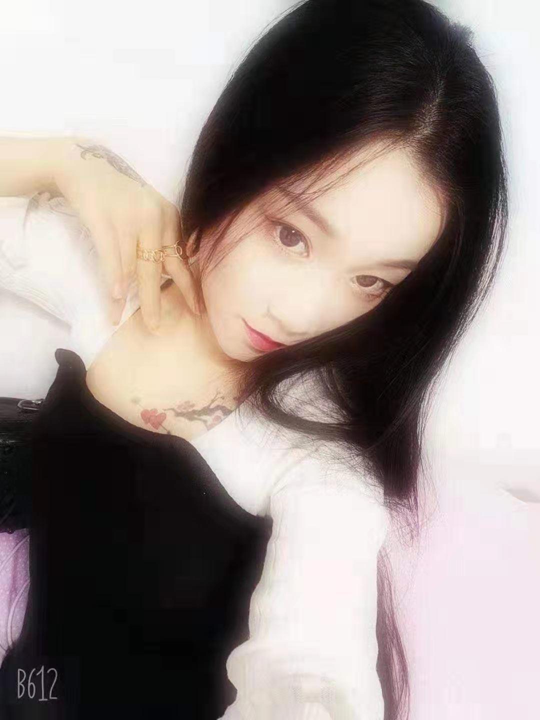 温柔型妙龄女孩新货,清秀无风尘味,苗条玲珑各种姿势