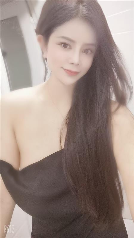 南京前凸后翘小妖精菲儿