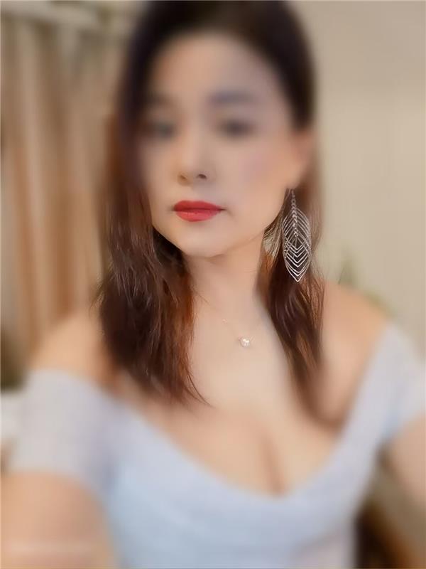 南京兼职骚货熟女老板娘