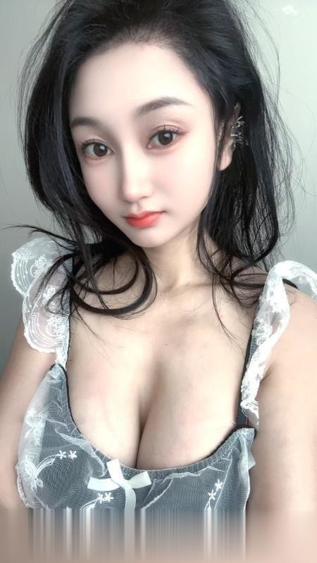 深圳大胸大屁股.