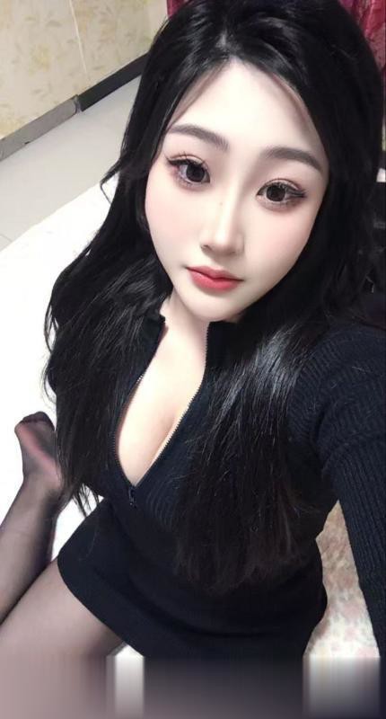 天津西青微胖型小少妇屁股大胸大 而且是真胸