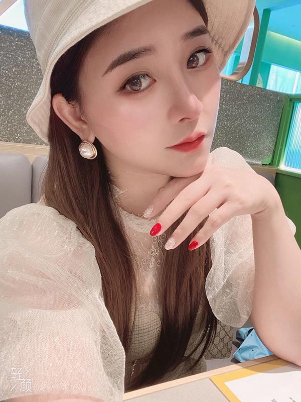 验证依依,不错的好妹子,支持一把