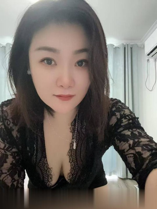 南京建邺小懒猫御姐范,人好很随和